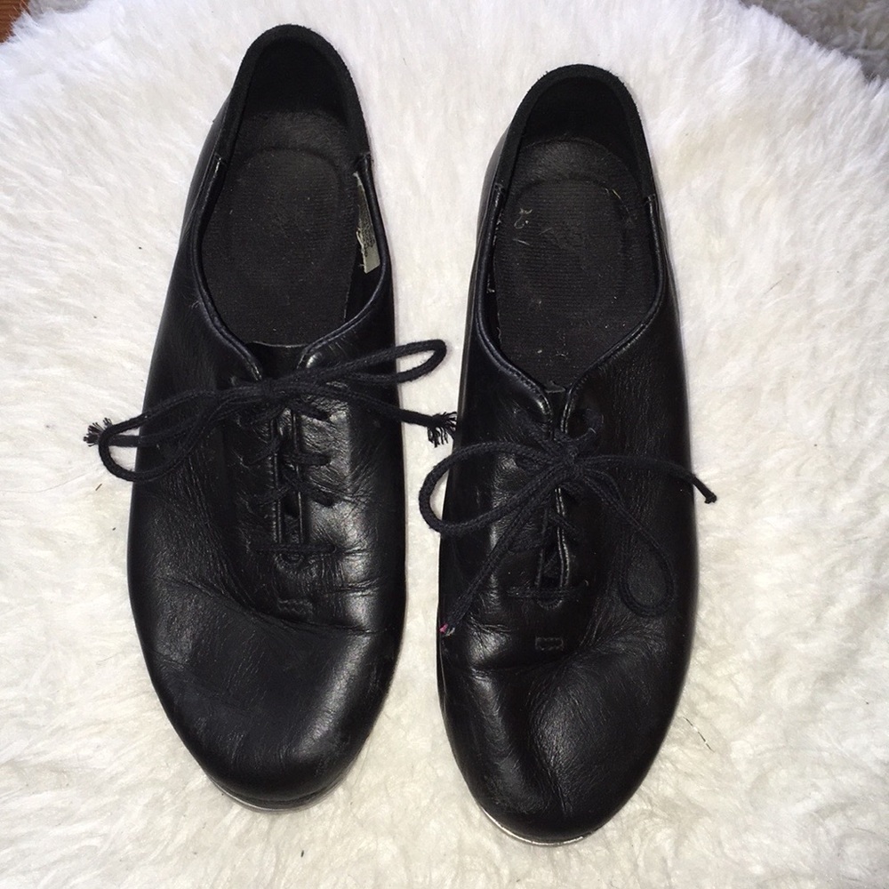 Leo’s Tap Shoes